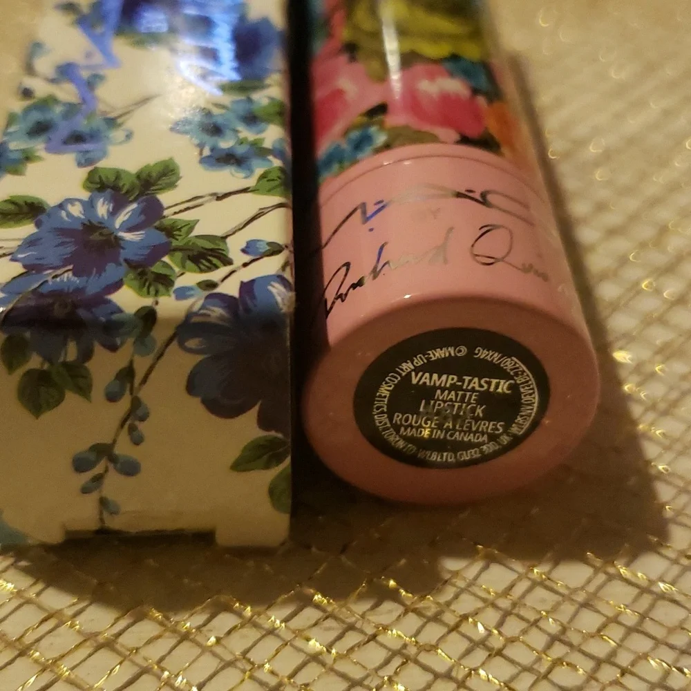 🧚‍♀️VAMP-TASTIC MAC x Richard Quinn RARE Matte Lipstick NWT